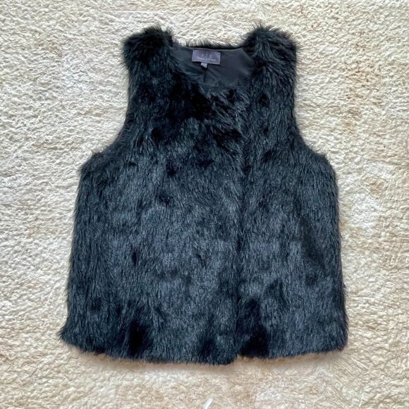 PJK Patterson J. Kincaid Black Shaggy Faux Fur and Faux Leather Vest, Size M/L - Picture 4 of 10